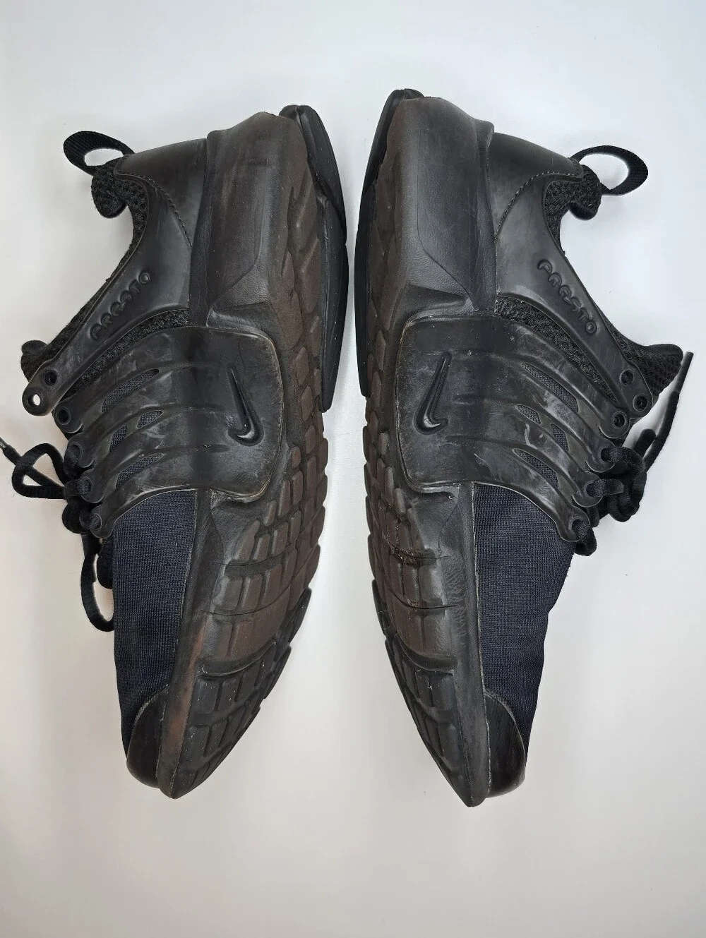 Nike Air Presto Triple Black sneakers, Grade School size 6Y, style 833875-003